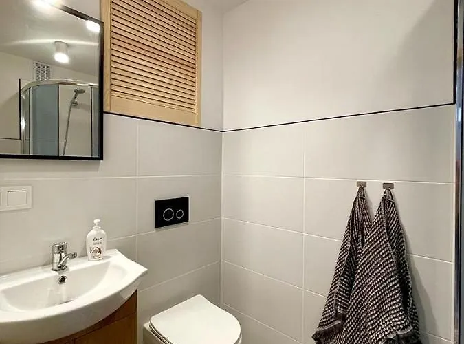 Niron Ludowa Apartment